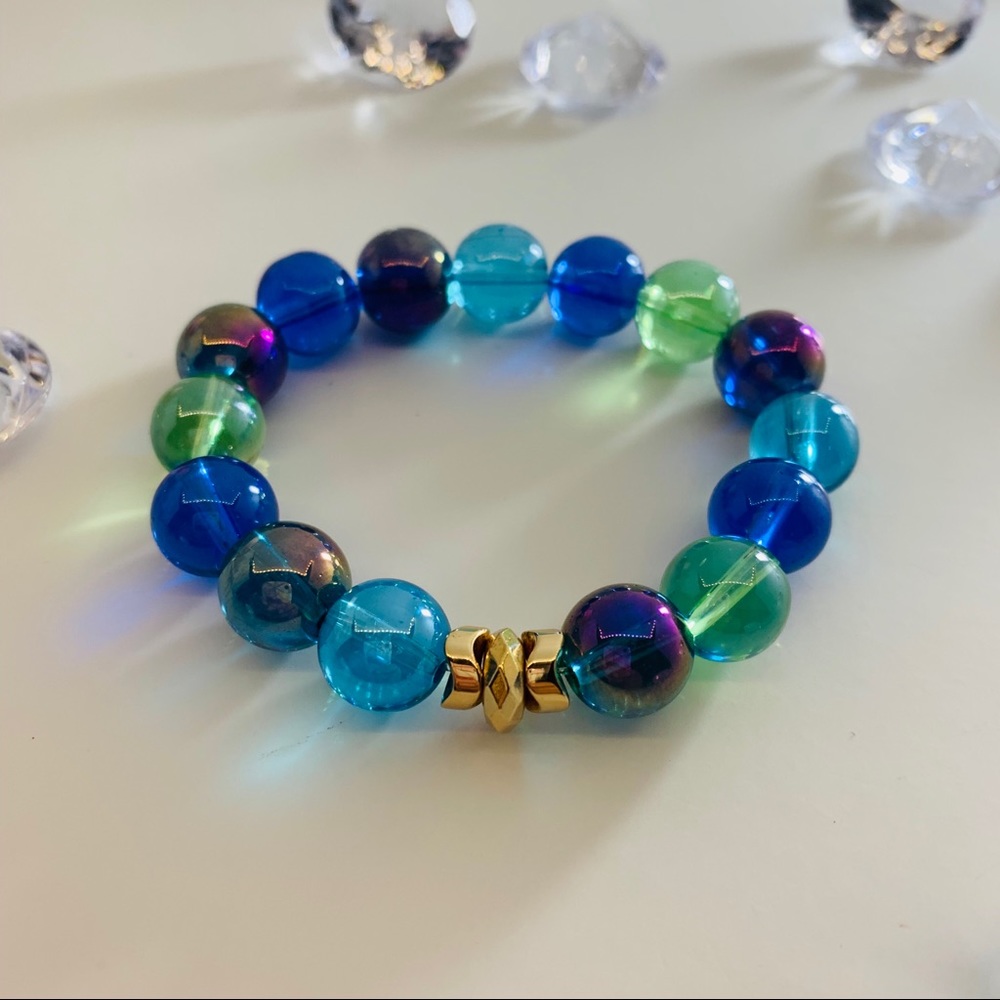Glass Bead Bracelet 🎁 2 for $15🎄